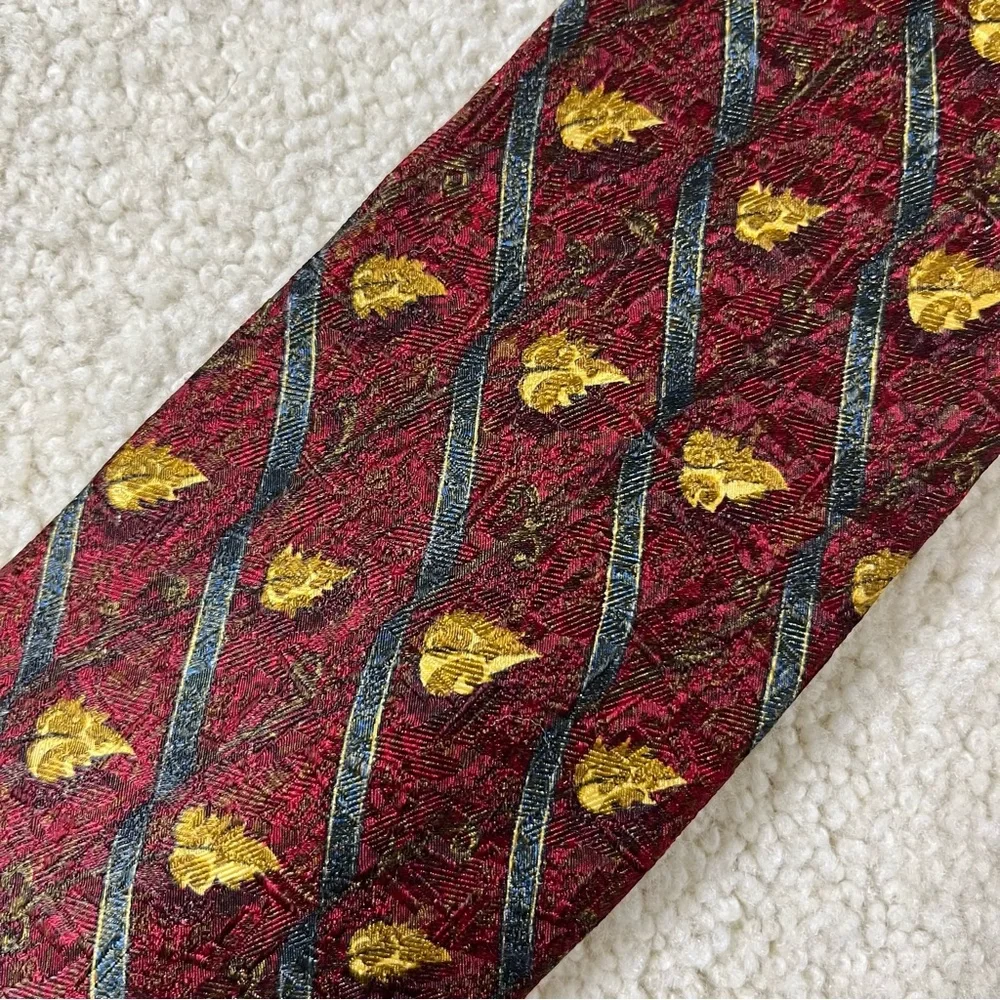 Ermenegildo‎ Zegna Mens Leaf Print Silk Tie Necktie Neck Burgundy Maroon Gold